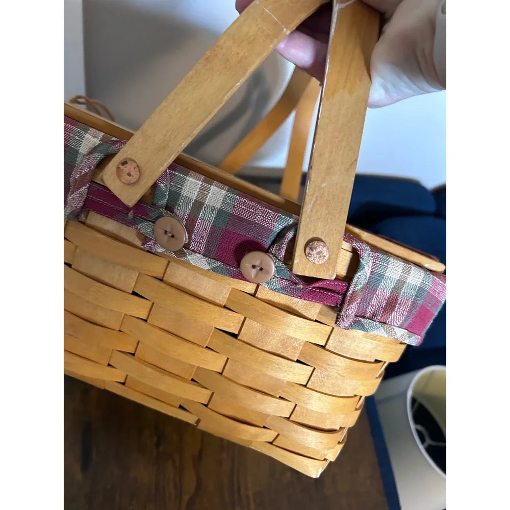 Woven Wood Picnic Basket with Hinged Lid Plaid Liner and Wooden Riser Insert